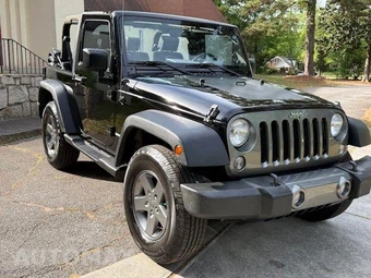 2010 Jeep Wrangler Mountain Edition - miniatura 35