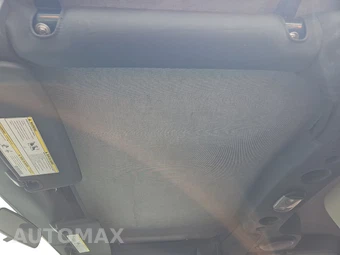 2010 Jeep Wrangler Sahara - miniatura 17