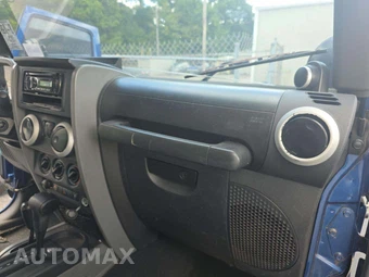 2010 Jeep Wrangler Sport – miniatura 19