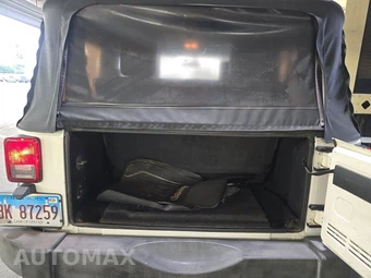 2010 Jeep Wrangler Sport – miniatura 16