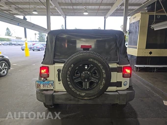 2010 Jeep Wrangler Sport – miniatura 5