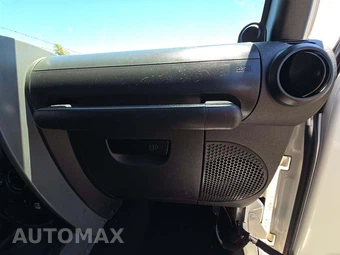 2010 Jeep Wrangler Sport – miniatura 19