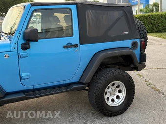 2010 Jeep Wrangler Sport - miniatura 25