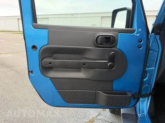2010 Jeep Wrangler Sport - miniatura 64