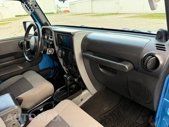 2010 Jeep Wrangler Sport - miniatura 69