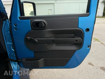 2010 Jeep Wrangler Sport - miniatura 73