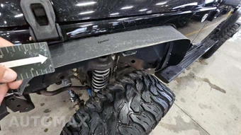 2010 Jeep Wrangler Unlimited Islander Edition - miniatura 24
