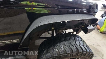 2010 Jeep Wrangler Unlimited Islander Edition - miniatura 27