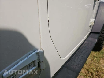 2010 Jeep Wrangler Unlimited Islander Edition - miniatura 23