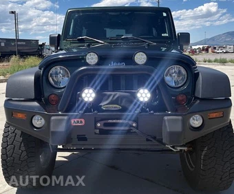 2010 Jeep Wrangler Unlimited Rubicon - miniatura 2