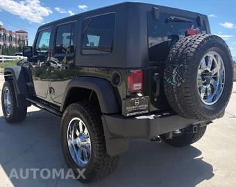 2010 Jeep Wrangler Unlimited Rubicon - miniatura 5