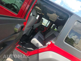 2010 Jeep Wrangler Unlimited Rubicon - miniatura 13