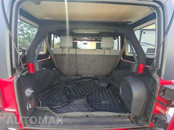 2010 Jeep Wrangler Unlimited Rubicon - miniatura 14