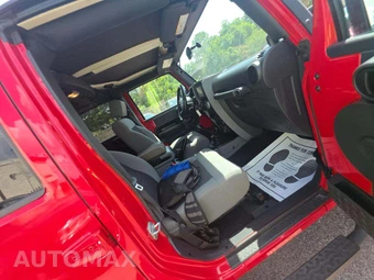 2010 Jeep Wrangler Unlimited Rubicon - miniatura 18