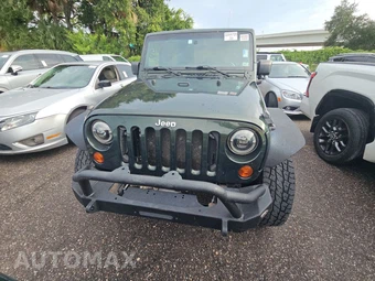 2010 Jeep Wrangler Unlimited Rubicon - miniatura 2