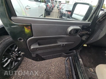 2010 Jeep Wrangler Unlimited Rubicon - miniatura 9