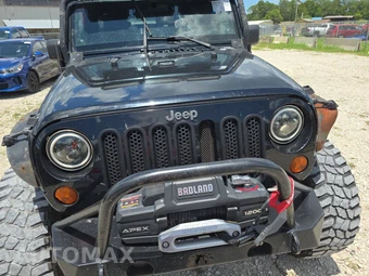 2010 Jeep Wrangler Unlimited Rubicon - miniatura 2