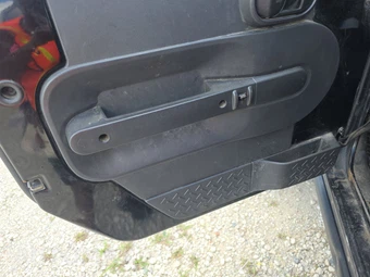2010 Jeep Wrangler Unlimited Rubicon - miniatura 9