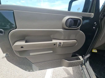 2010 Jeep Wrangler Unlimited Rubicon – miniatura 9