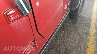 2010 Jeep Wrangler Unlimited Rubicon - miniatura 38