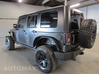 2010 Jeep Wrangler Unlimited Rubicon - miniatura 4