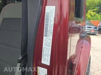 2010 Jeep Wrangler Unlimited Sahara - miniatura 5