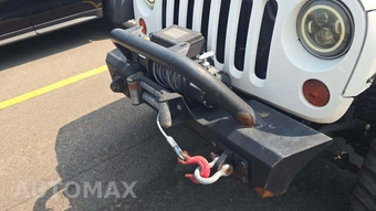 2010 Jeep Wrangler Unlimited Sahara - miniatura 20