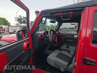 2010 Jeep Wrangler Unlimited Sport - miniatura 6
