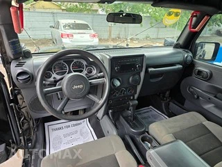 2010 Jeep Wrangler Unlimited Sport - miniatura 13
