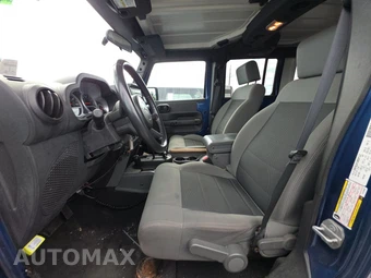 2010 Jeep Wrangler Unlimited Sport - miniatura 7