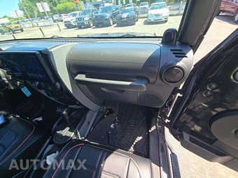 2010 Jeep Wrangler Unlimited Sport - miniatura 19
