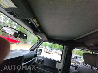 2010 Jeep Wrangler Unlimited Sport - miniatura 11