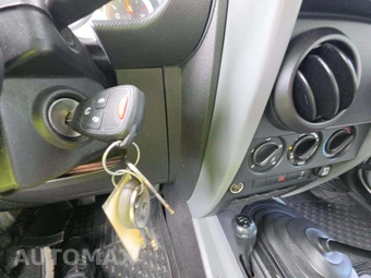 2010 Jeep Wrangler Unlimited Sport - miniatura 8