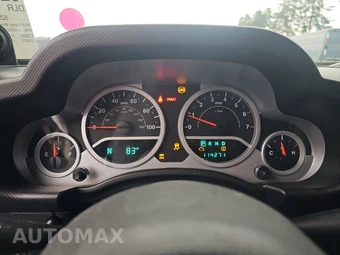 2010 Jeep Wrangler Unlimited Sport - miniatura 12