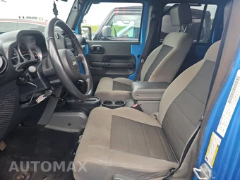 2010 Jeep Wrangler Unlimited Sport - miniatura 7