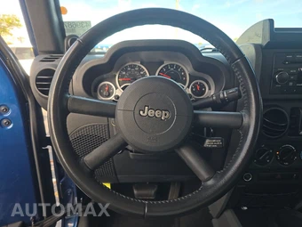 2010 Jeep Wrangler Unlimited Sport - miniatura 10