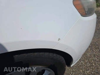 2010 Kia Forte EX Sedan – miniatura 23