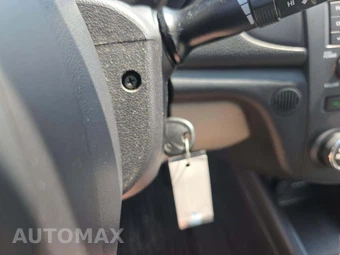 2010 Kia Forte EX Sedan – miniatura 8