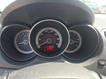 2010 Kia Forte EX Sedan – miniatura 9