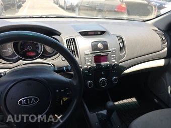 2010 Kia Forte Koup EX Coupe – miniatura 11