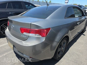 2010 Kia Forte Koup EX Coupe – miniatura 4