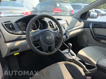 2010 Kia Forte Koup EX Coupe – miniatura 11