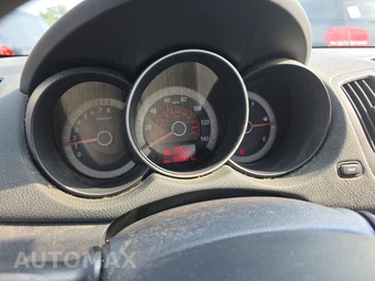 2010 Kia Forte Koup EX Coupe – miniatura 12