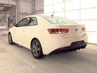 2010 Kia Forte Koup EX Coupe – miniatura 6