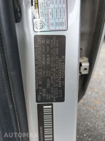 2010 Kia Forte LX Sedan – miniatura 5