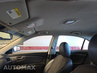 2010 Kia Optima SX – miniatura 18