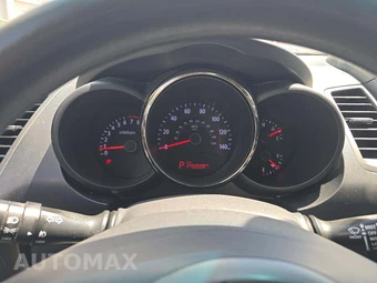 2010 Kia Soul + - miniatura 9
