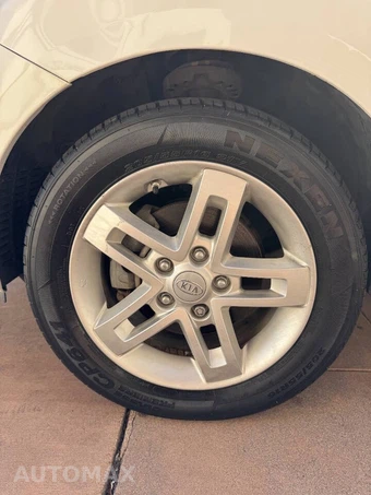 2010 Kia Soul + - miniatura 31