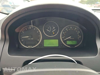 2010 Land Rover LR2 HSE – miniatura 9
