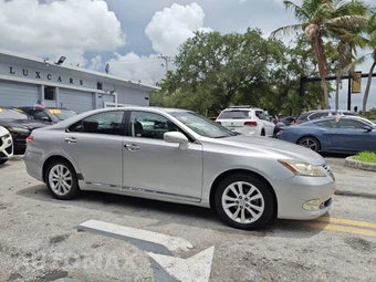 2010 Lexus ES 350 - miniatura 14
